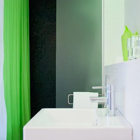 Bed & Breakfast At 8 Leuven